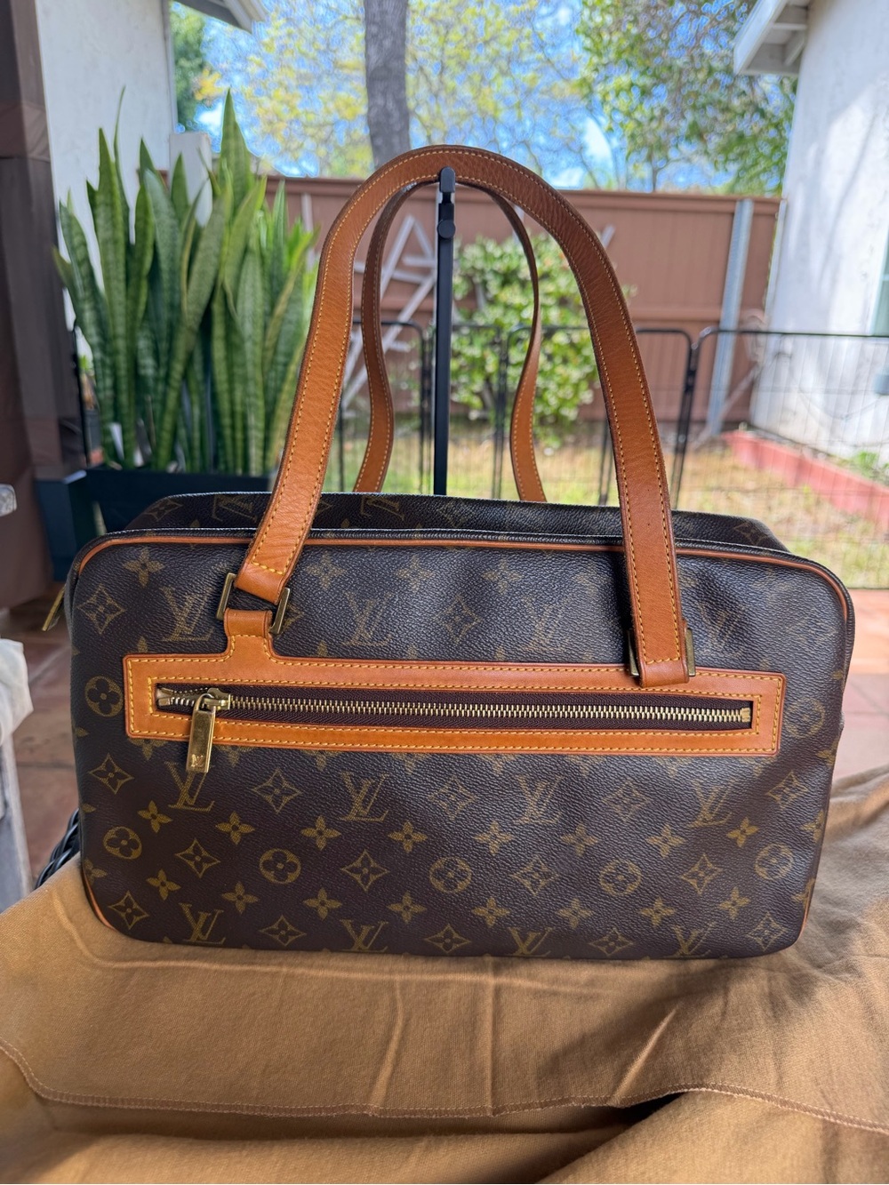 Louis Vuitton Monogram Canvas Brown & Tan Shoulder Bag